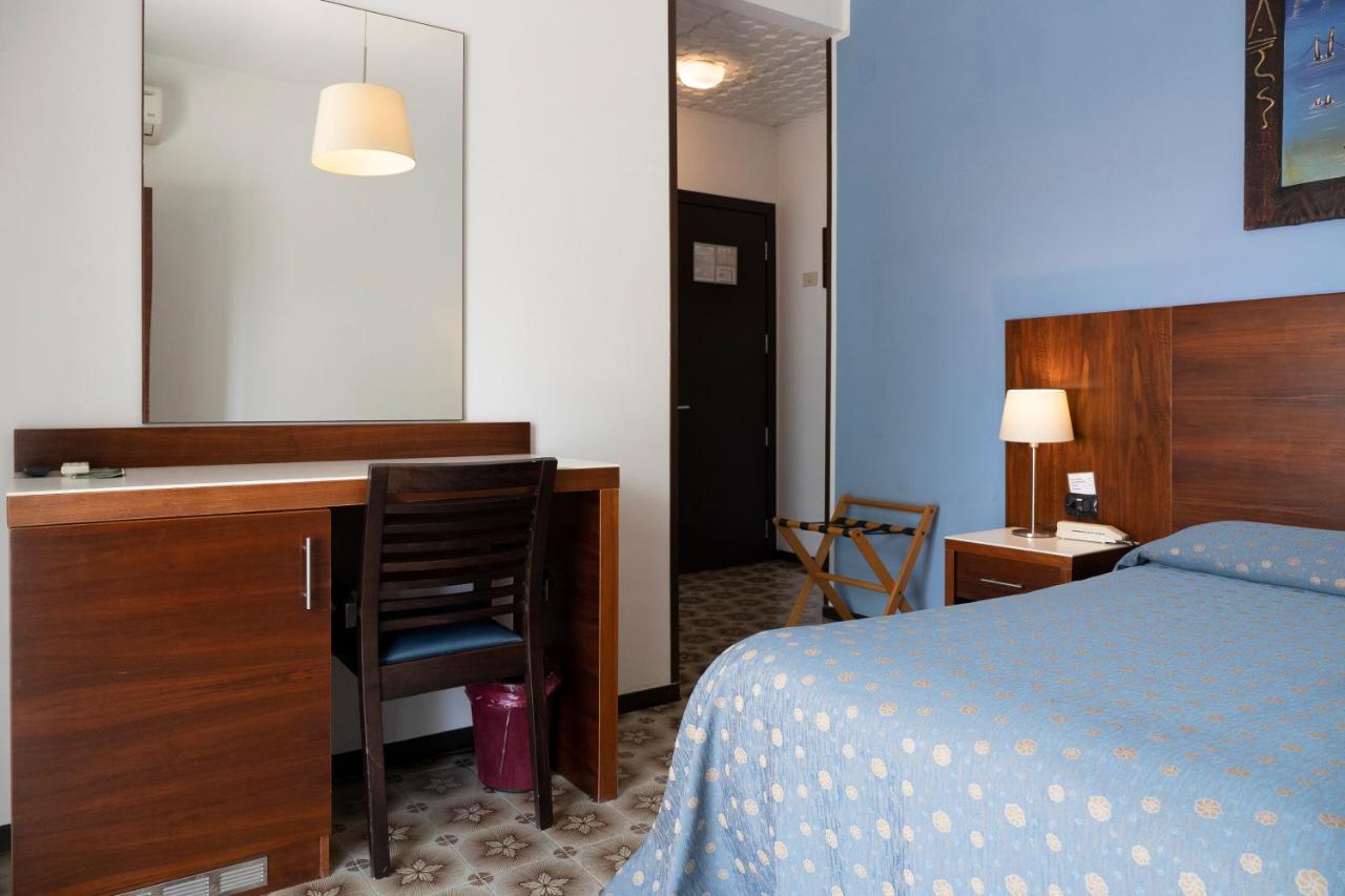Hotel Mare Blu Francavilla Al Mare Exteriér fotografie