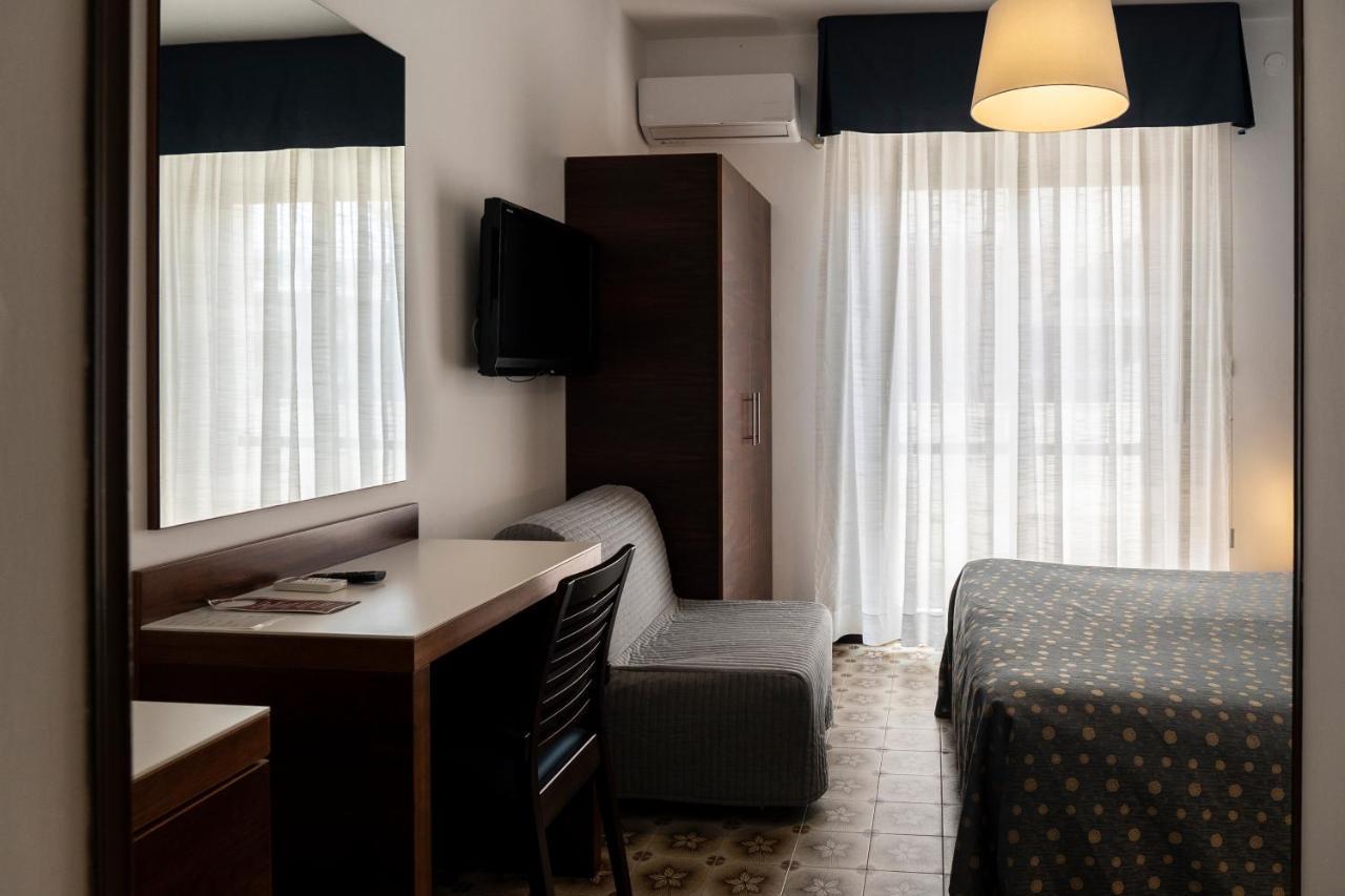 Hotel Mare Blu Francavilla Al Mare Exteriér fotografie